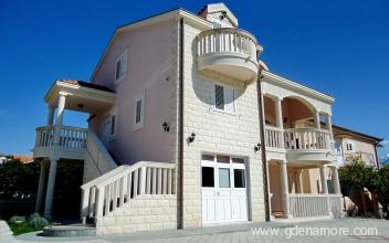 Apartments Sijerkovic White, private accommodation in city Bijela, Montenegro